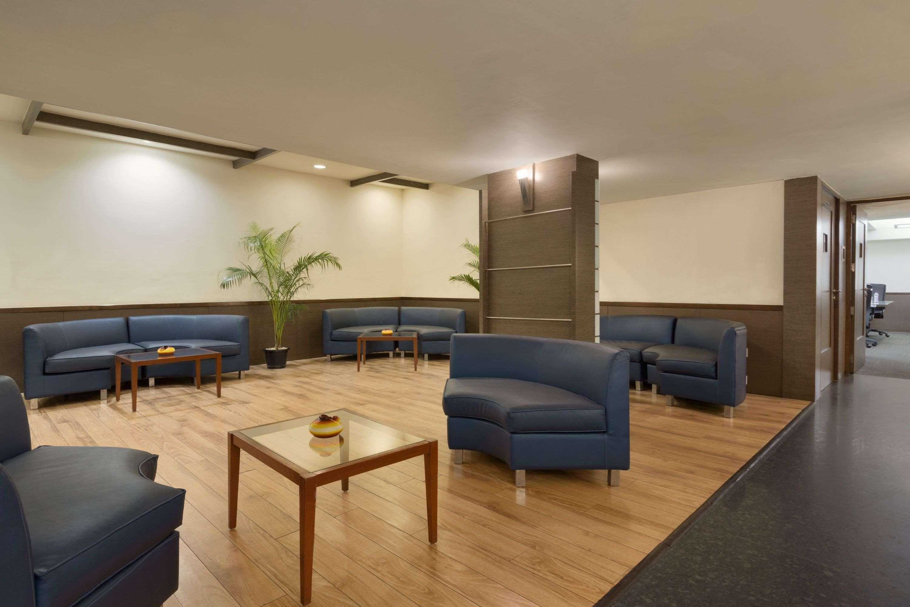 Ramada Chennai Egmore Exterior foto