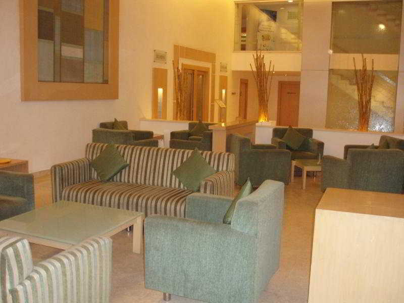 Ramada Chennai Egmore Exterior foto