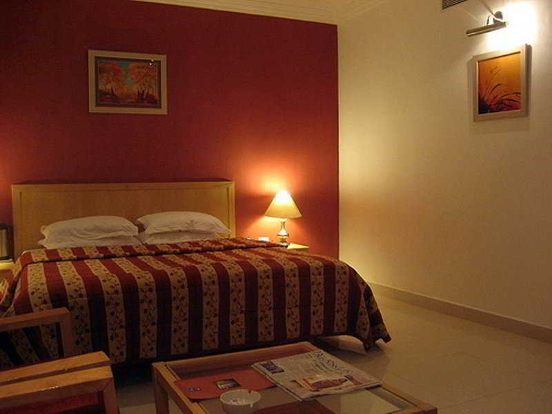 Ramada Chennai Egmore Exterior foto