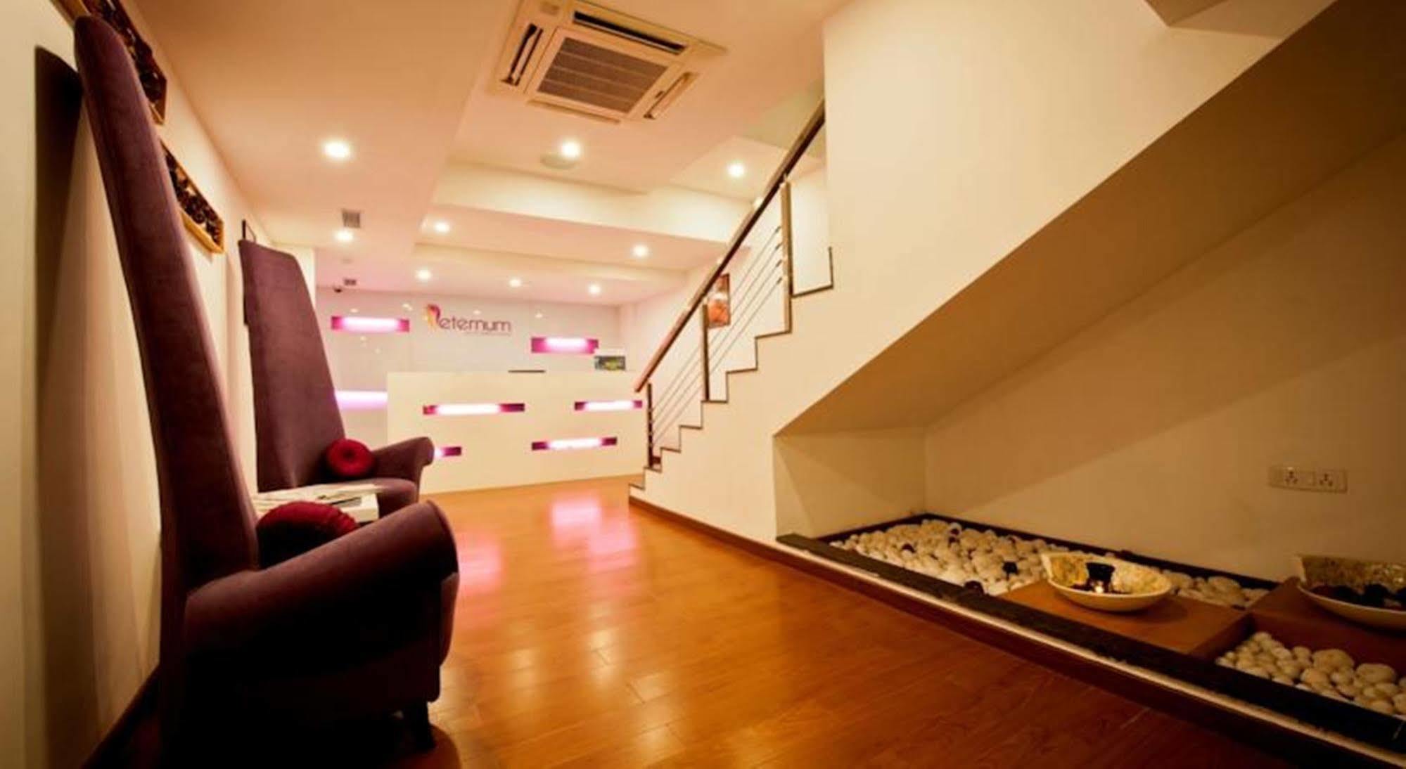 Ramada Chennai Egmore Exterior foto